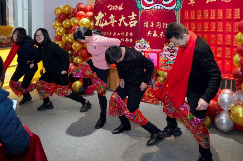 長沙華益物流有限責任公司,長沙貨物運輸服務,大件貨物物流,代理運輸業(yè)務